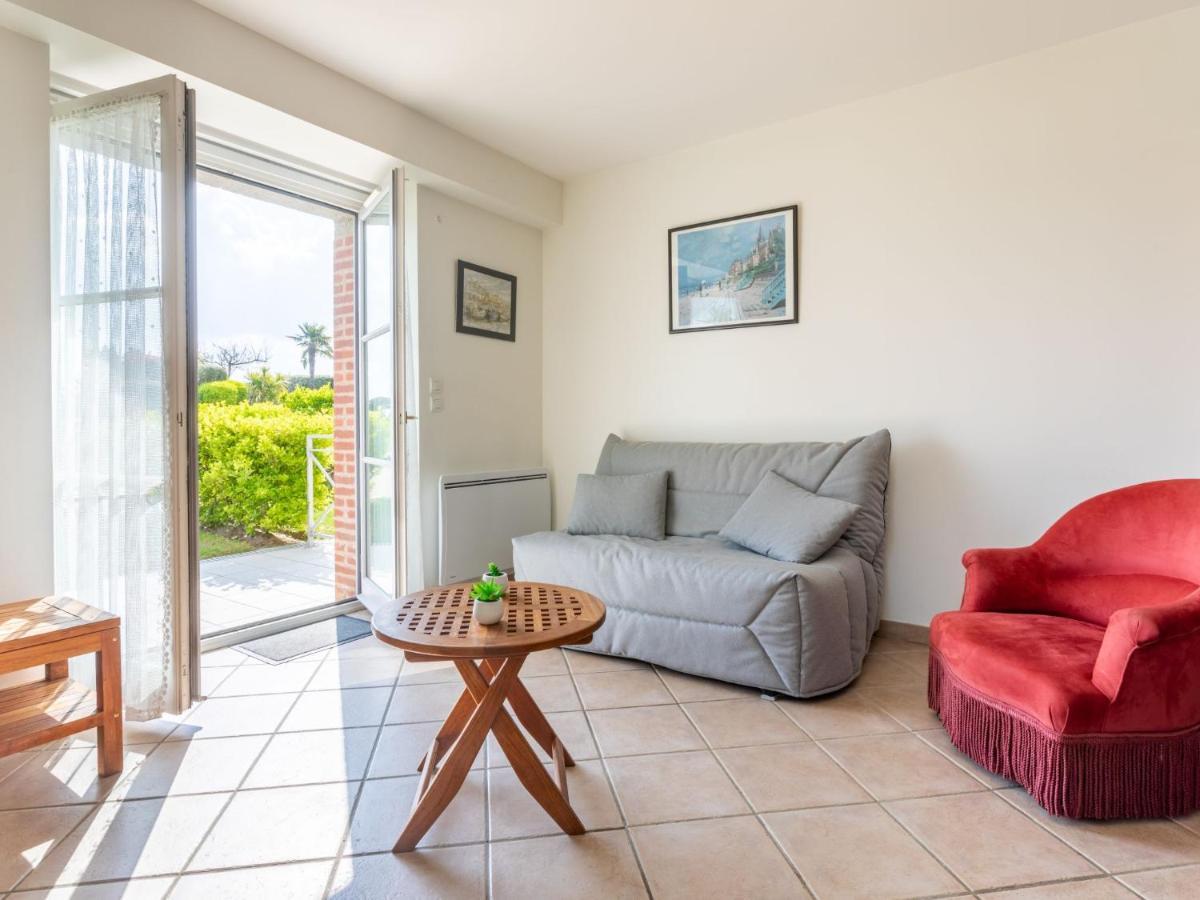 Le Parc Du Prieure By Interhome